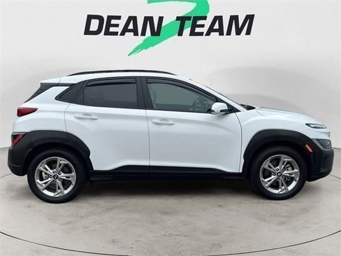 Used 2023 Hyundai Kona SEL w/ Convenience Package image 9