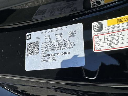 Certified 2024 Chevrolet Camaro LT RWD image 32