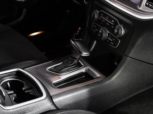 Used 2022 Dodge Charger R/T w/ Performance Handling Group RWD image 19
