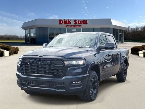 New 2026 RAM 1500 4x4 Crew Cab image 4