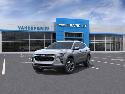 New 2026 Chevrolet Trax LT w/ Driver Confidence Package image 8