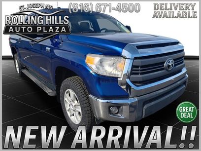 Used 2015 Toyota Tundra SR5 w/ SR5 Upgrade Package