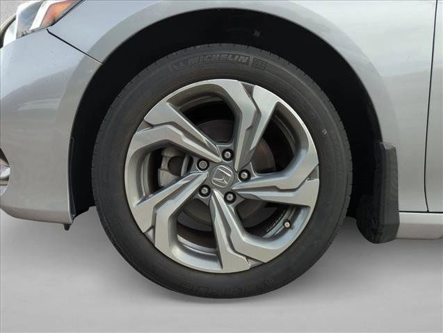 Used 2020 Honda Accord EX image 13