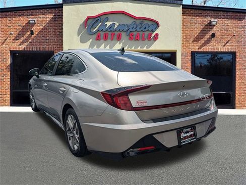 Used 2022 Hyundai Sonata SEL image 7