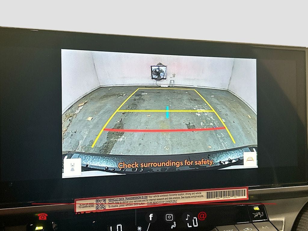 New 2026 Toyota Camry Hybrid w/ Multimedia Upgrade Package FWD image 15
