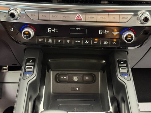 Used 2022 Kia Telluride SX AWD/4WD image 18