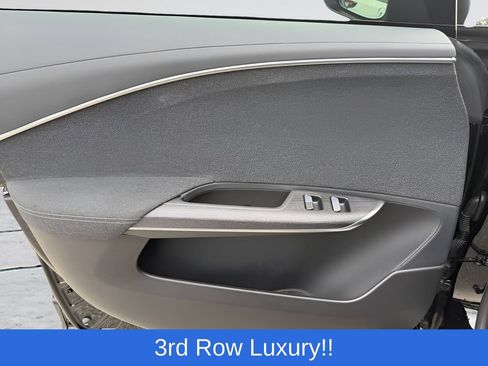Used 2026 Lucid Gravity Grand Touring AWD/4WD image 38