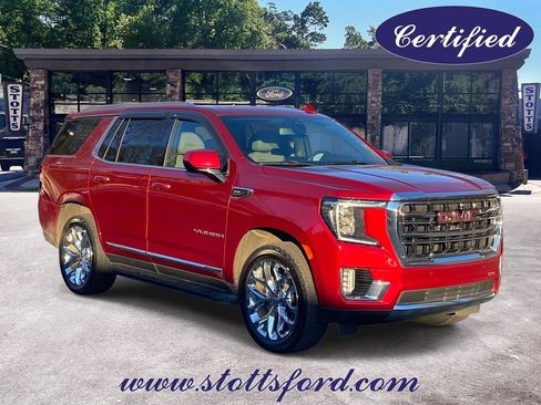 Used 2021 GMC Yukon SLT image 1