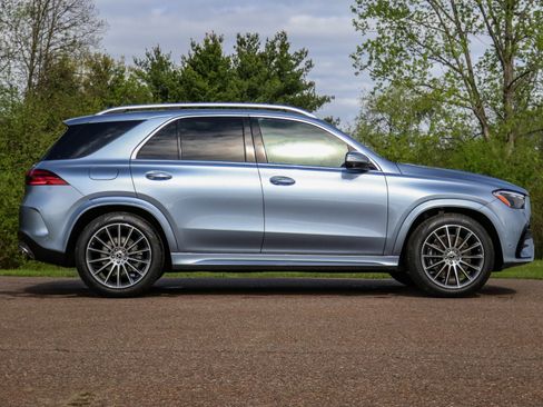 New 2025 Mercedes-Benz GLE 450 4MATIC image 2
