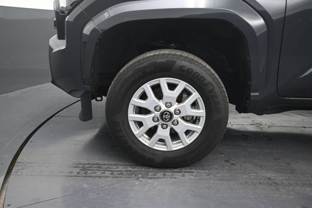 Used 2025 Toyota Tacoma SR RWD image 9