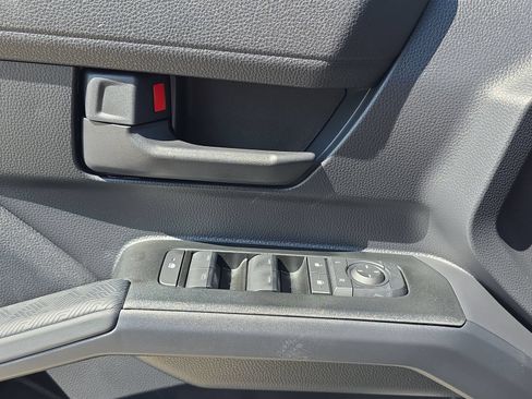 New 2026 Toyota 4Runner SR5 AWD/4WD image 24