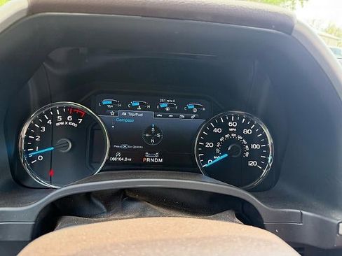 Used 2019 Ford F150 King Ranch w/ Equipment Group 601A Luxury AWD/4WD image 10