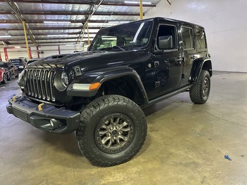 Used 2021 Jeep Wrangler Unlimited Rubicon w/ Trailer Tow Package image 3