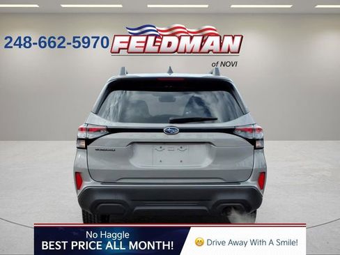Used 2025 Subaru Forester Premium AWD/4WD image 4
