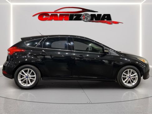 Used 2015 Ford Focus SE image 1