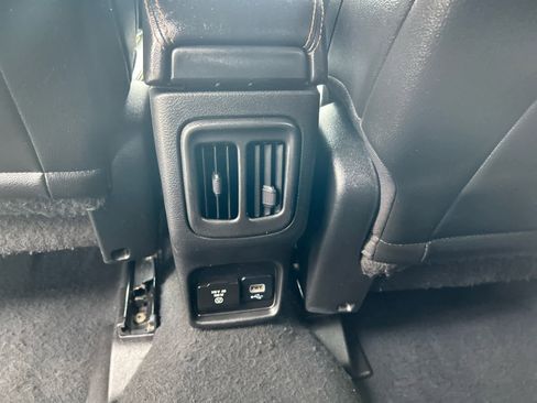 Used 2021 Jeep Compass Limited FWD image 25