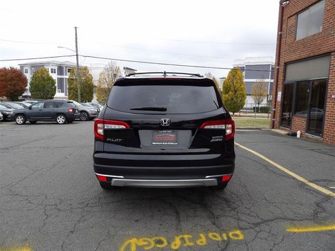 Used 2022 Honda Pilot Touring image 7