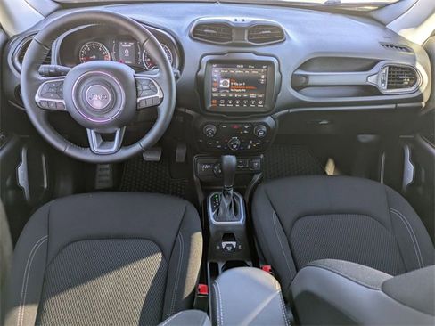 Certified 2023 Jeep Renegade Latitude w/ Premium Group image 23