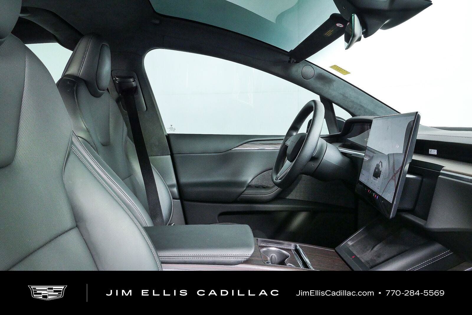 Used 2025 Tesla Model X AWD/4WD image 19