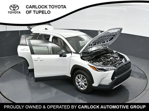 Used 2025 Toyota Corolla Cross L FWD image 55