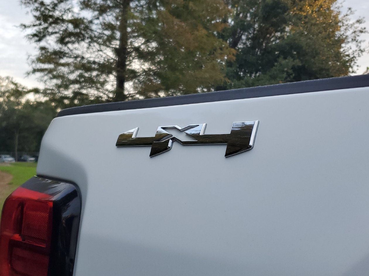 Used 2024 GMC Sierra 2500 Pro w/ Convenience Package AWD/4WD image 4