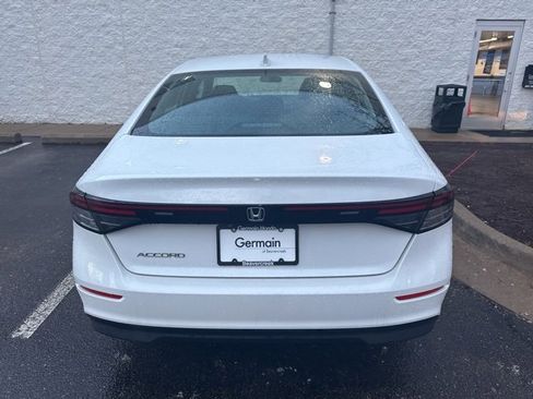 Certified 2023 Honda Accord LX image 8