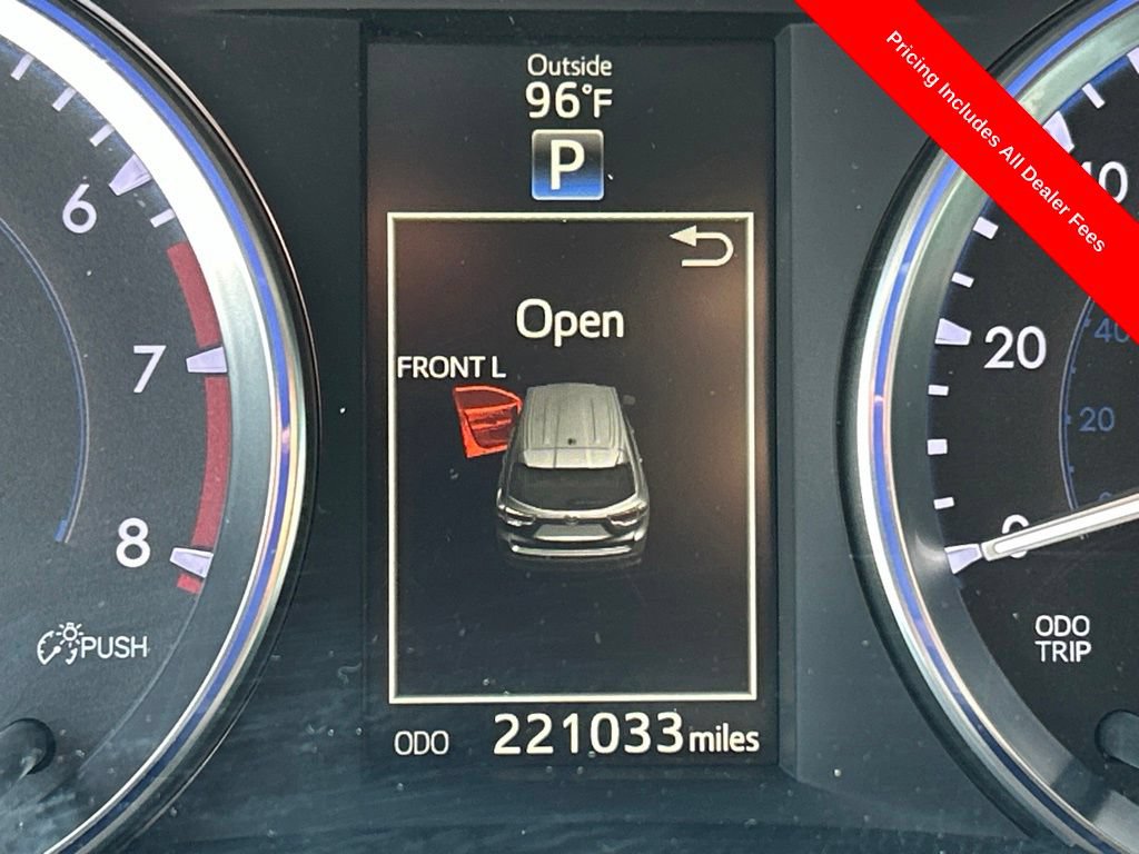 Used 2015 Toyota Highlander Limited Platinum FWD image 11