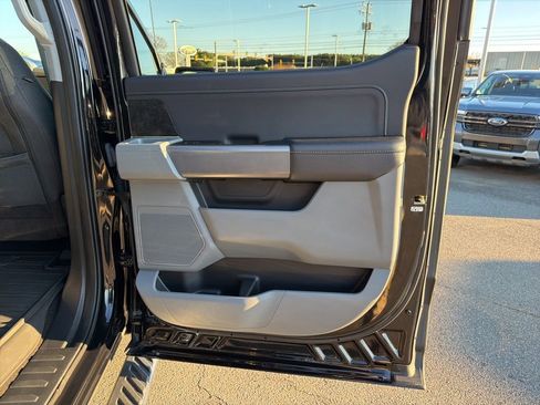 Certified 2022 Ford F150 XLT w/ Equipment Group 302A High image 19