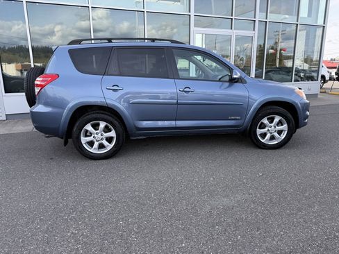 Used 2010 Toyota RAV4 Limited AWD/4WD image 8