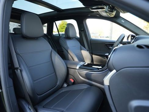 Used 2026 Mercedes-Benz GLC 300 GLC 300 image 36