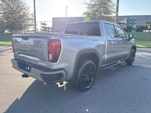 Used 2025 GMC Sierra 1500 Elevation AWD/4WD image 9