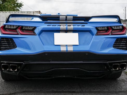 Used 2021 Chevrolet Corvette Stingray Premium Conv w/ Z51 Performance Package RWD image 15