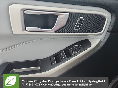 Used 2022 Ford Explorer XLT w/ Equipment Group 202A image 20