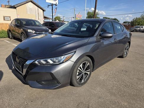 Used 2021 Nissan Sentra SV FWD image 2