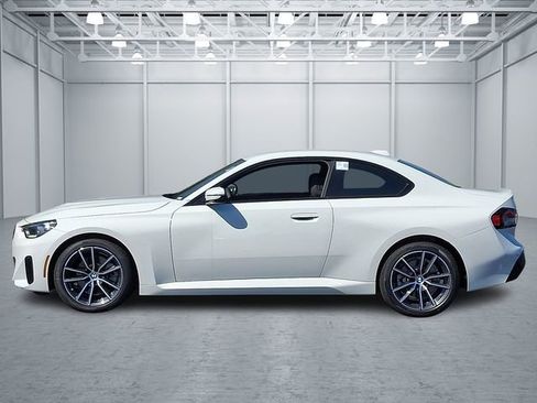 Certified 2025 BMW 230i xDrive Coupe w/ Convenience Package image 8