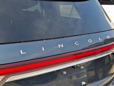 Used 2023 Lincoln Aviator Reserve w/ Equipment Group 201A AWD/4WD image 10