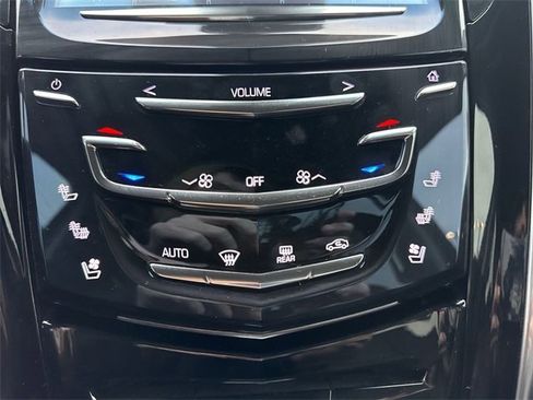 Used 2018 Cadillac Escalade Luxury image 25