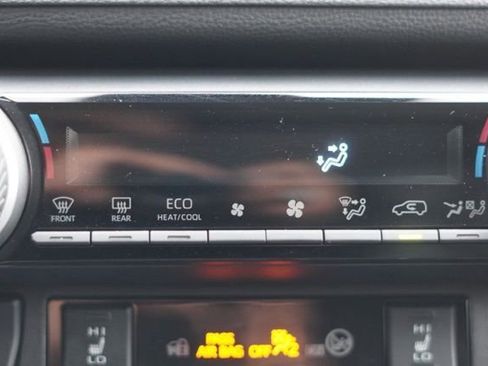 Certified 2024 Toyota RAV4 XLE Premium image 33