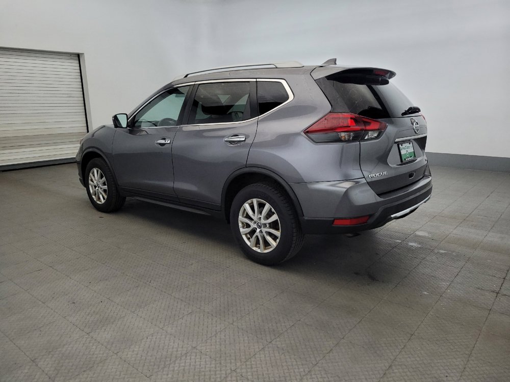 Used 2018 Nissan Rogue SV w/ Premium Package AWD/4WD image 3