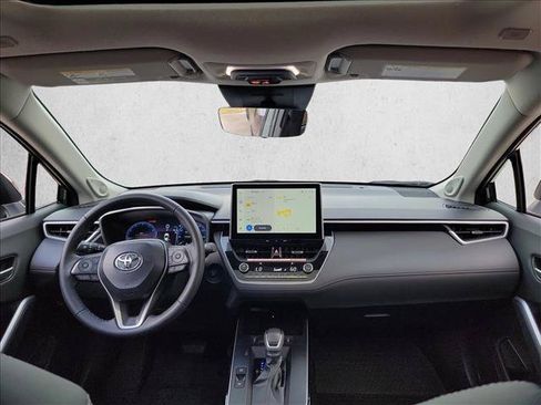 Used 2026 Toyota Corolla Cross XLE w/ Convenience Package FWD image 15