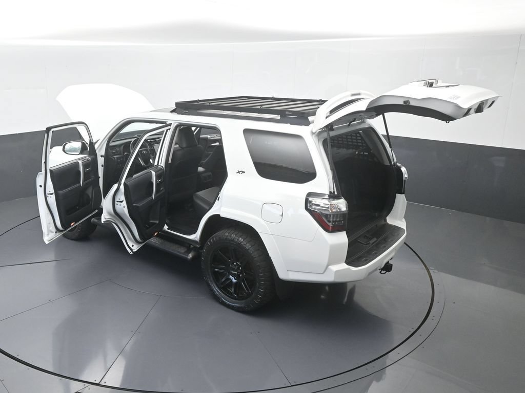 Used 2024 Toyota 4Runner SR5 Premium w/ Moonroof Package AWD/4WD image 67