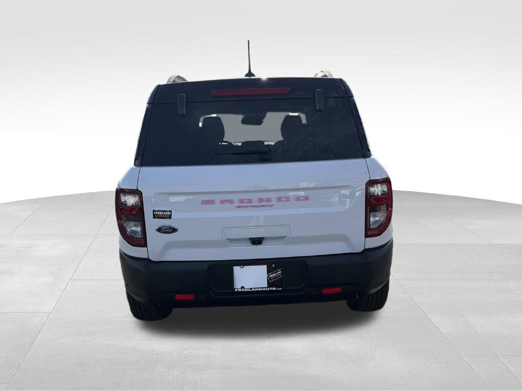 Used 2022 Ford Bronco Sport Outer Banks w/ Tech Package AWD/4WD image 4