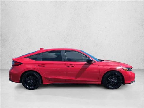 Used 2025 Honda Civic Sport image 4