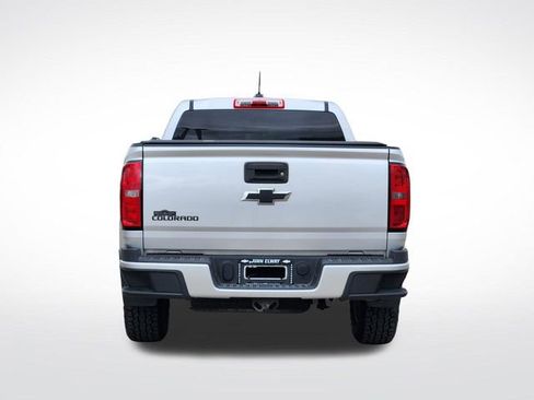 Used 2015 Chevrolet Colorado Z71 AWD/4WD image 7