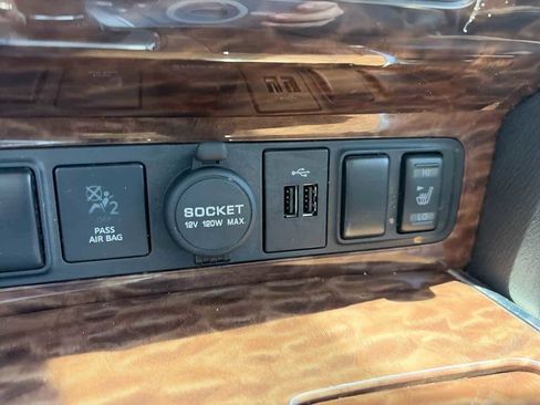Used 2018 Nissan Armada SL w/ Premium Package RWD image 22
