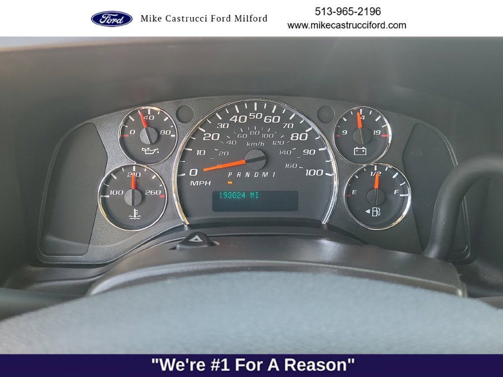 Used 2015 Chevrolet Express 3500 Extended RWD image 12