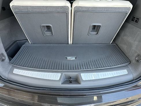 Used 2020 Cadillac XT6 Premium Luxury AWD/4WD image 26