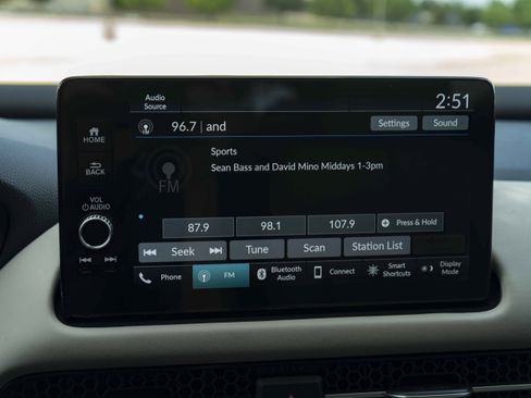 Used 2025 Honda HR-V EX-L image 30