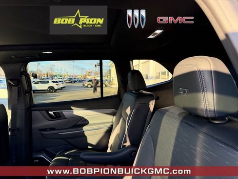 New 2026 Buick Enclave Sport Touring w/ Power Package image 10