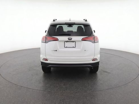 Used 2018 Toyota RAV4 XLE image 3
